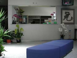 1階 診察待合室